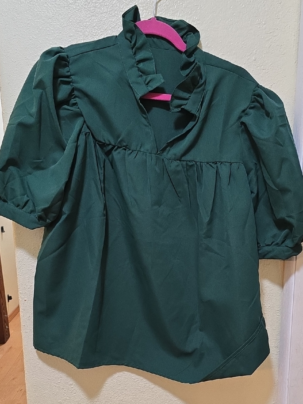 SHEIN Dark Green Ruffle Neck Puff Sleeve Blouse